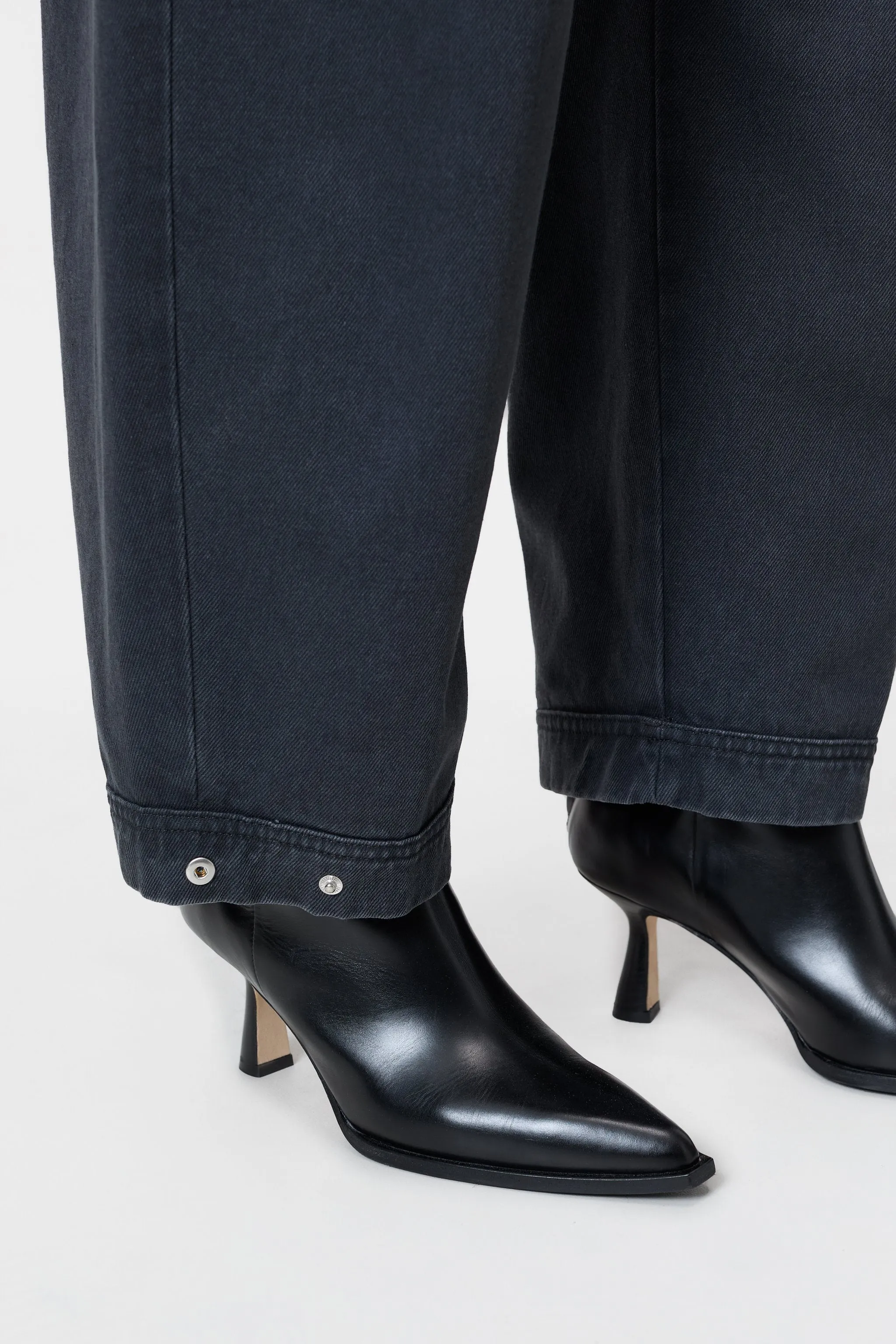 CLOSED WOMENS RHANNON RELAXED PANT - DARK GREY