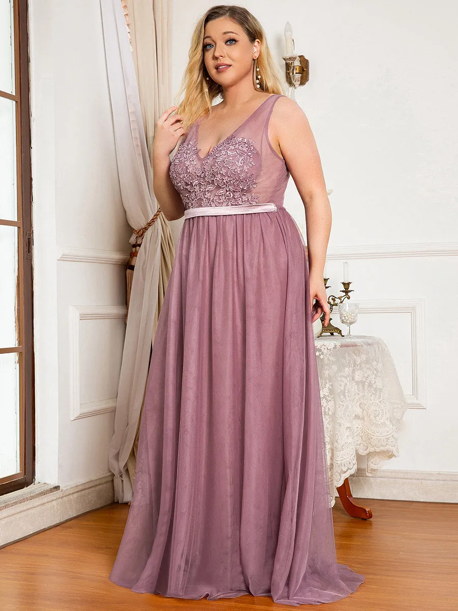 Plus Size A-Line V-Neck Floral Lace Appliques Wholesale Bridesmaid Dress