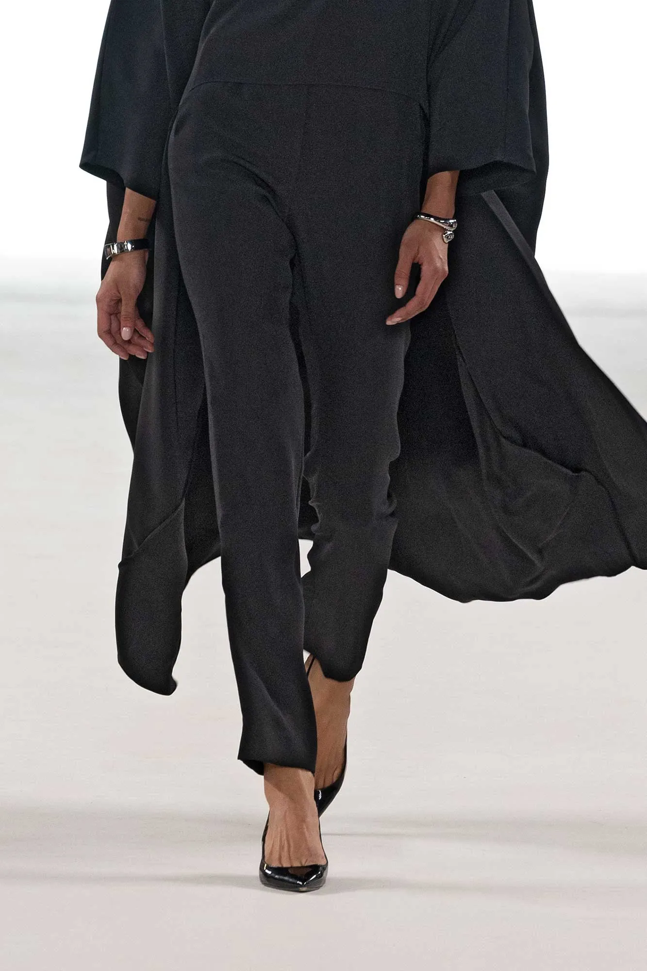 Tapered Pants in Black